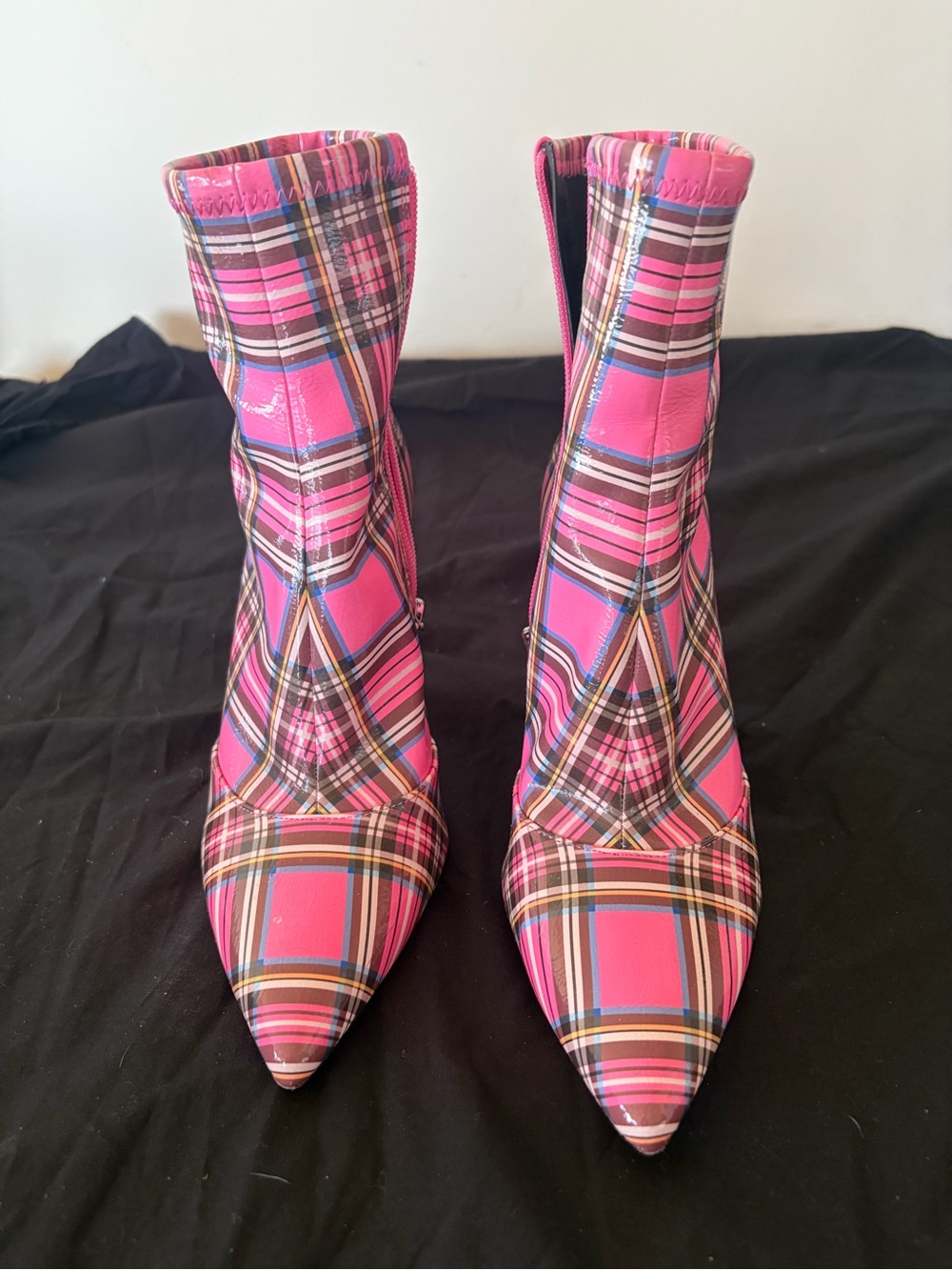 Jessica Simpson Pink Plaid Tartan Pointed Toe Ankle Booties Sz 9.5